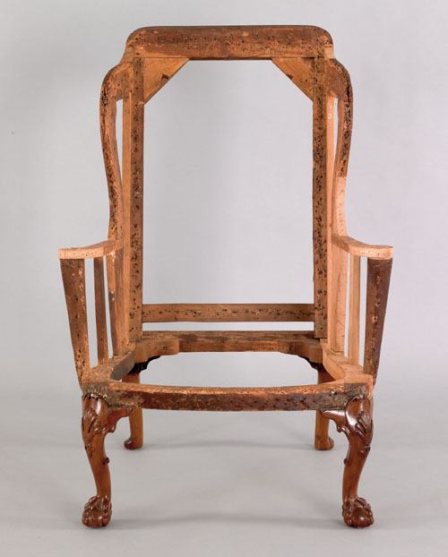 Appraisal: George II mahogany easy chair ca with shell carved front