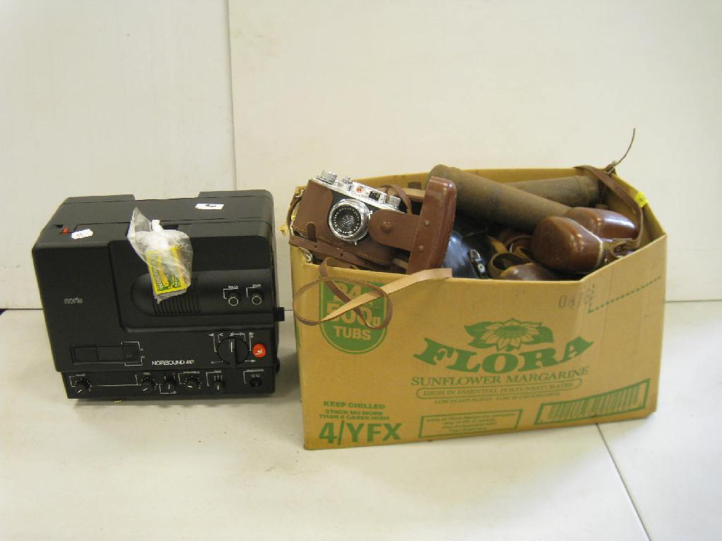 Appraisal: A box of Cameras including a Halina X Agfa Zeiss