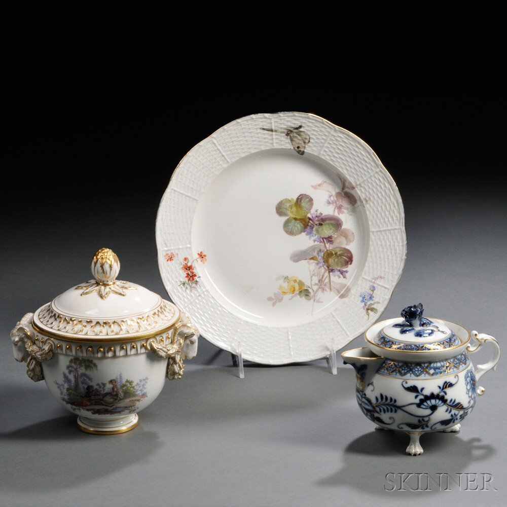 Appraisal: Three Meissen Porcelain Items Germany th century each with gilded