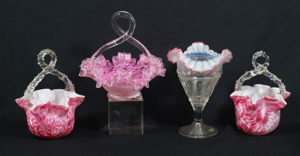 Appraisal: pcs Art Glass to include a pair of Victorian pink