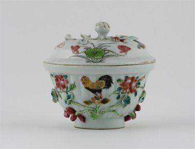 Appraisal: A Chinese famille rose fluted sugar bowl and cover applied