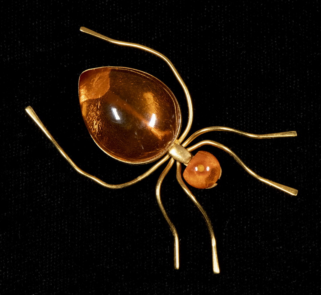 Appraisal: AMBER SPIDER BROOCH K Yellow Gold Amber Spider Form Brooch