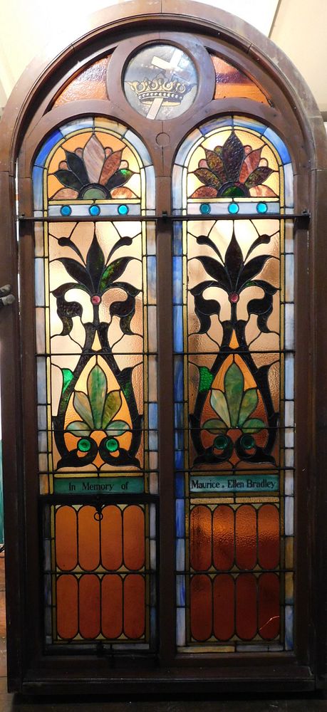 Appraisal: ANTIQUE FT LEADED GLASS WINDOW Victorian leaded glass window with