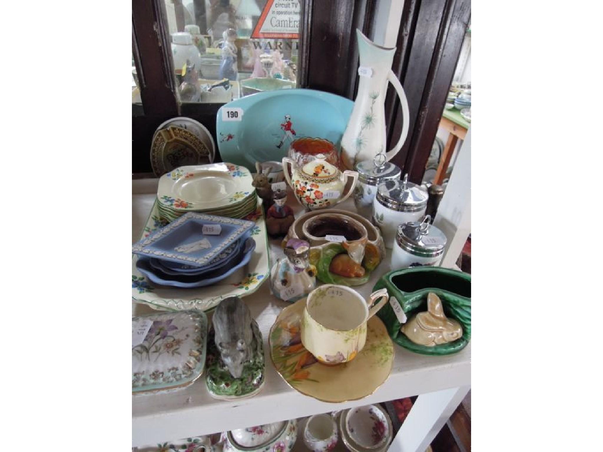 Appraisal: A quantity of mixed ceramics including a Wade John Bull