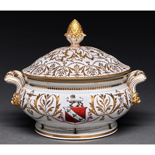 Appraisal: A Chamberlain's Worcester armorial soup tureen and cover from the