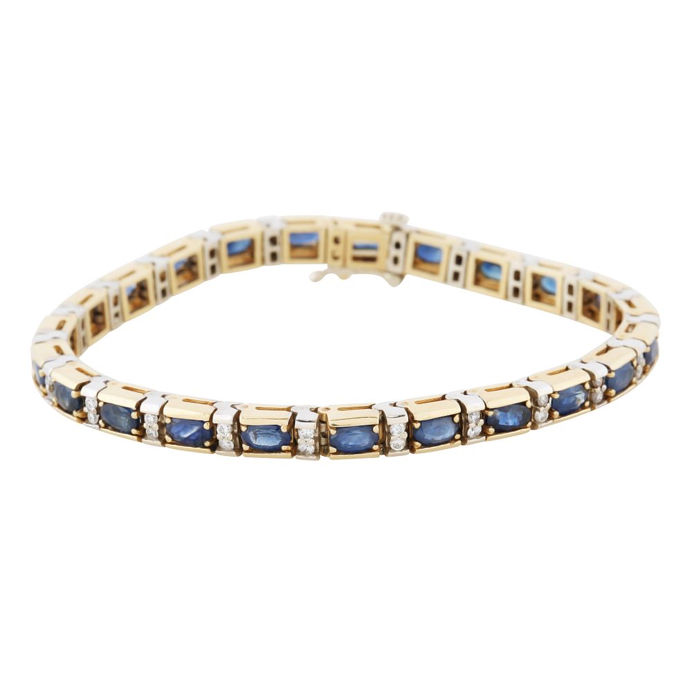 Appraisal: K DIAMOND AND SAPPHIRE BRACELET K DIAMOND AND SAPPHIRE BRACELET