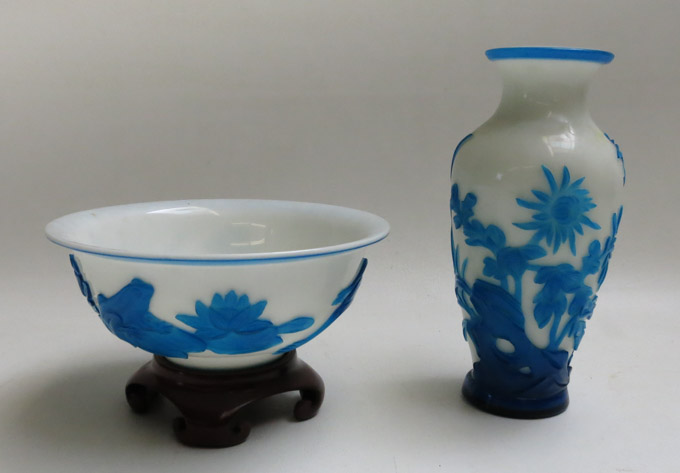 Appraisal: A CHINESE PEKING GLASS VASE AND BOWL in turquoise cameo