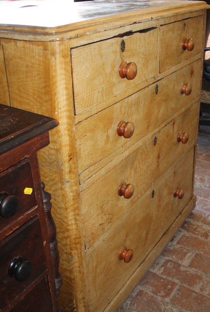 Appraisal: A thC painted pine chest of two short and three