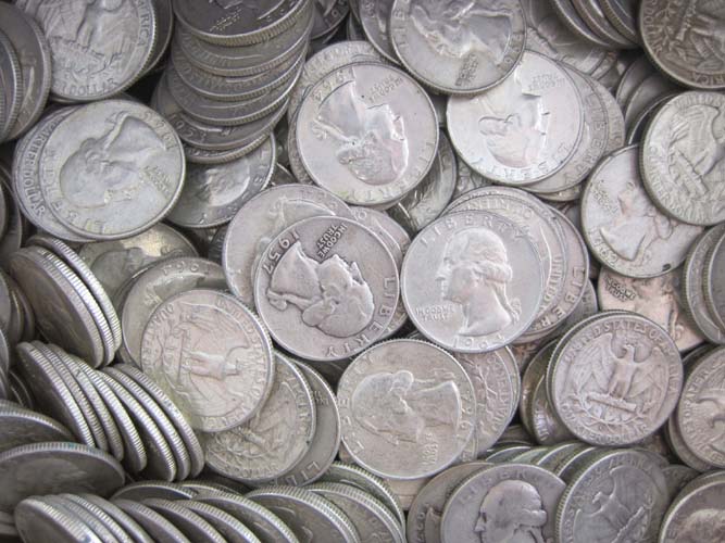 Appraisal: A COLLECTION OF U S SILVER WASHINGTON QUARTERS approximately quarters