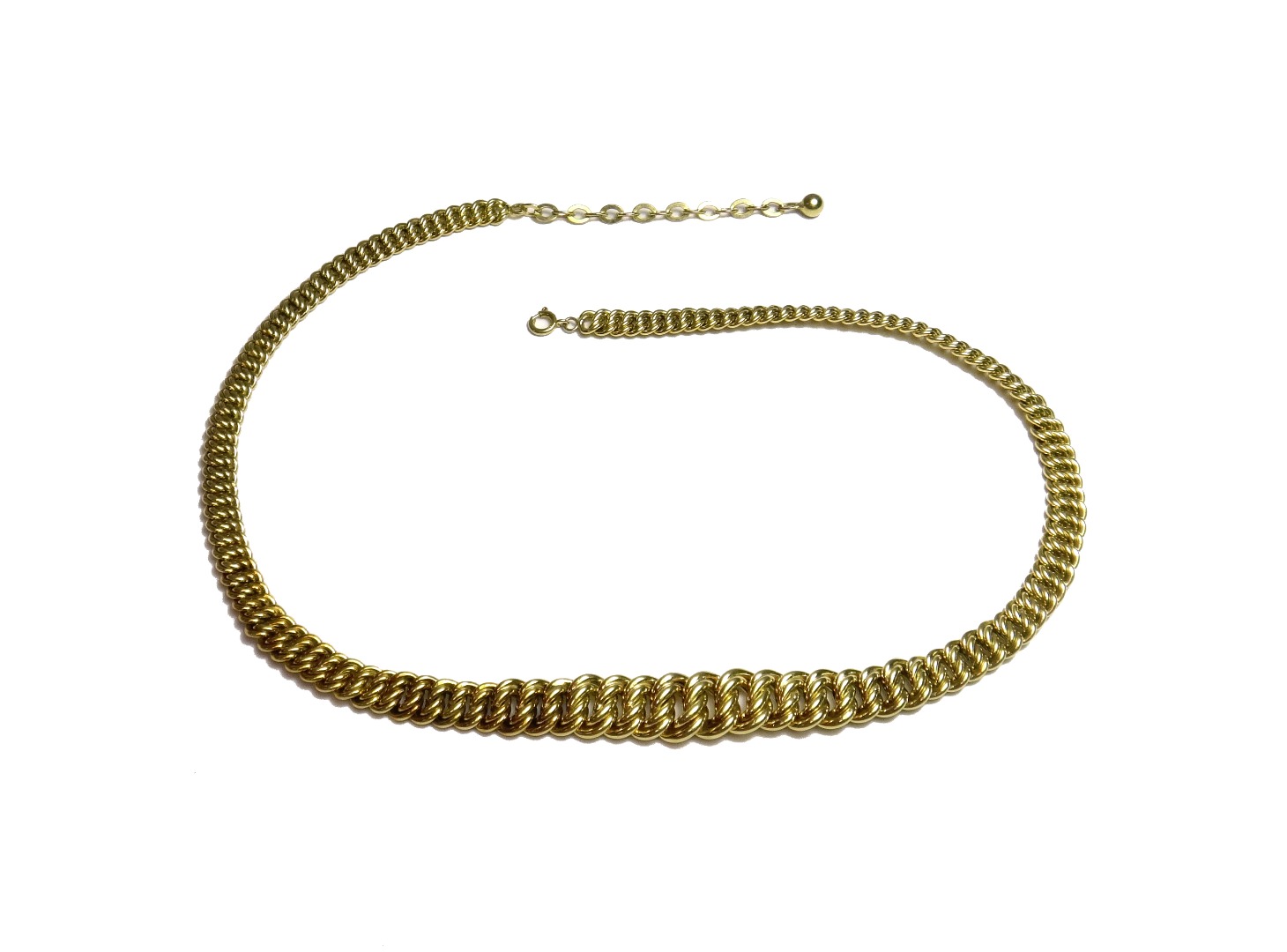 Appraisal: A European necklace in a graduated twin interwoven link design