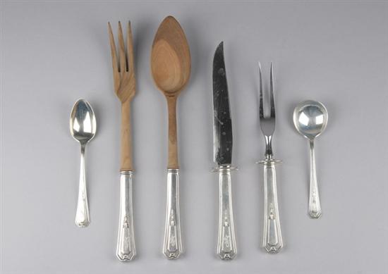 Appraisal: -PIECE WALLACE STERLING SILVER PARTIAL FLATWARE SERVICE Princess Mary pattern