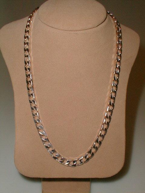 Appraisal: A flat curb link neck chain stamped g