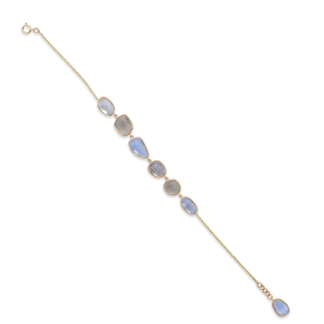 Appraisal: A MOONSTONE AND EIGHTEEN KARAT GOLD BRACELET A moonstone and