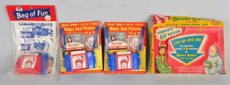 Appraisal: Lot of Howdy Doody Sun Ray Cameras Two on original