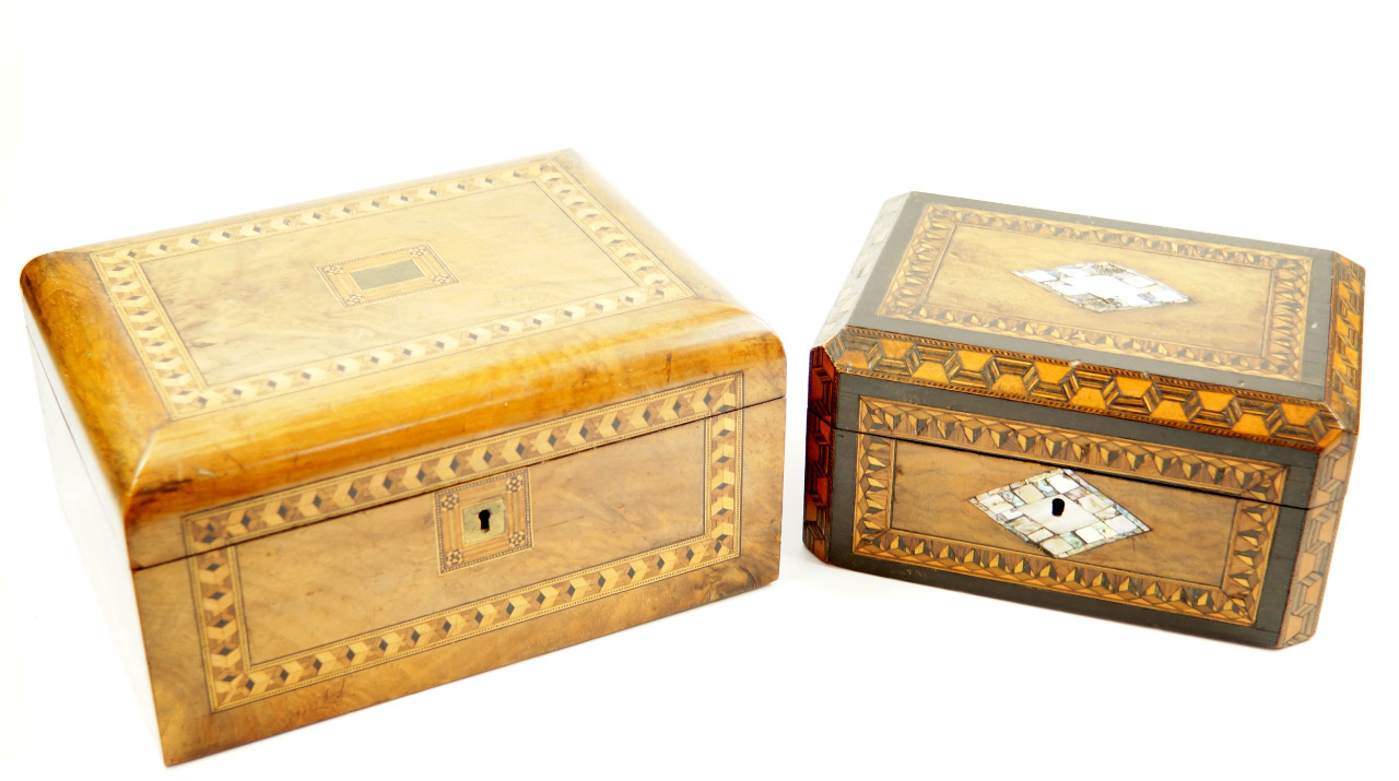 Appraisal: A Victorian walnut and parquetry inlaid sewing box cm x