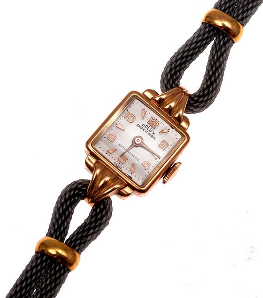 Appraisal: A LADIES WRISTWATCH C IN CT GOLD CASE CABLE LINK