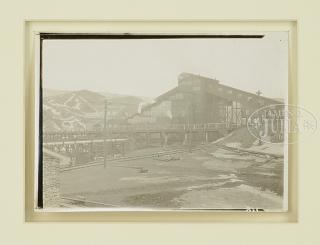 Appraisal: LEWIS W HINE American - BREAKER LOCUST GAP PA Gelatin