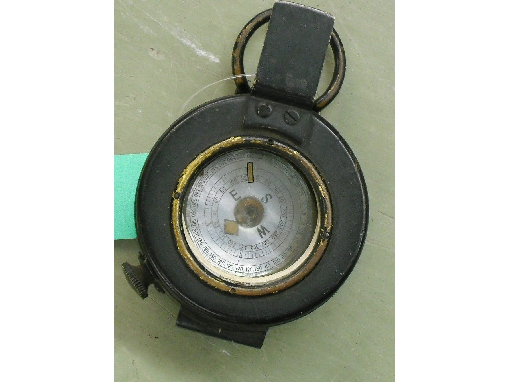 Appraisal: Military issue compass maker's mark T G Co Ltd London