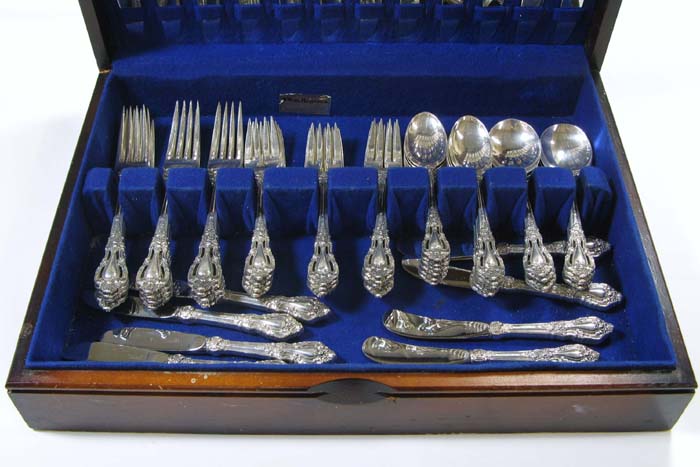 Appraisal: PIECE SET OF STERLING SILVER TABLE WARE by Lunt in