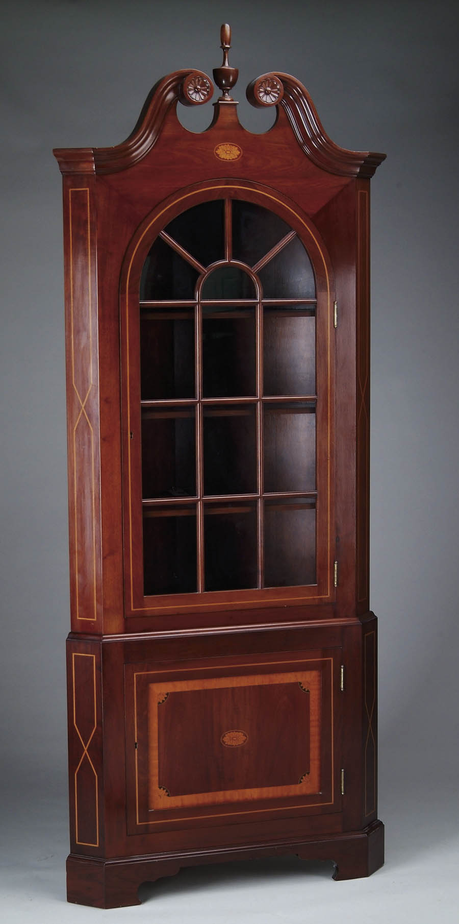 Appraisal: FINE REPRODUCTION INLAID MAHOGANY CORNER CABINET BY WALLACE NUTTING The