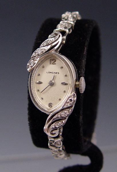 Appraisal: K LONGINES DIAMOND WATCH CA K white gold ladies wristwatch