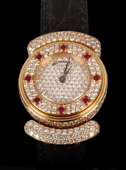 Appraisal: Dianoor Chameleon V a lady's carat gold diamond and ruby