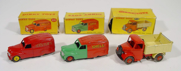 Appraisal: Three boxed Dinky Toys commercial vehicles Austin van 'Shell' Austin