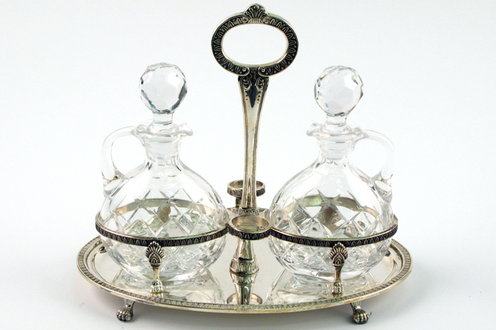 Appraisal: A CONTINENTAL STERLING SILVER CRUET SET marked fine near rim