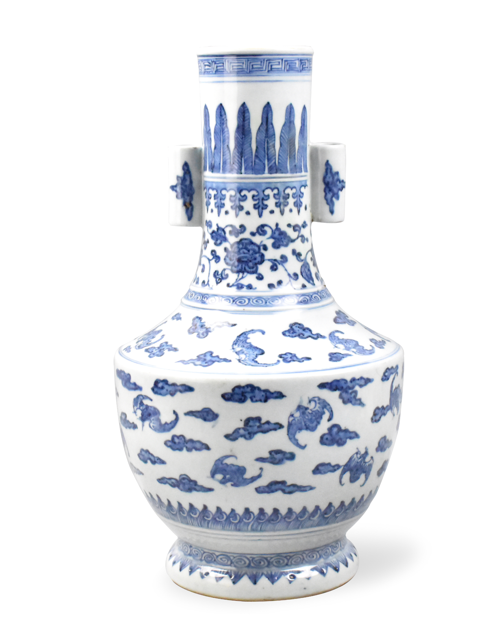 Appraisal: A Chinese blue and white vase with bat and cloud