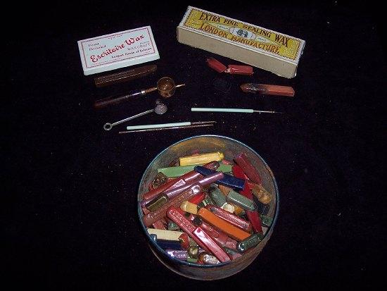 Appraisal: A large quantity of sealing wax and accessories