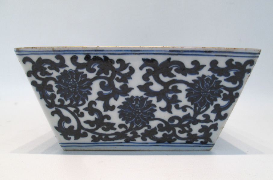 Appraisal: CHINESE PORCELAIN SQUARE BOWL with turquoise glazed interior and cobalt