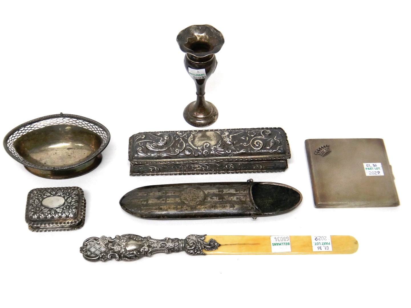 Appraisal: Silver and silver mounted wares comprising a Victorian rectangular hinge