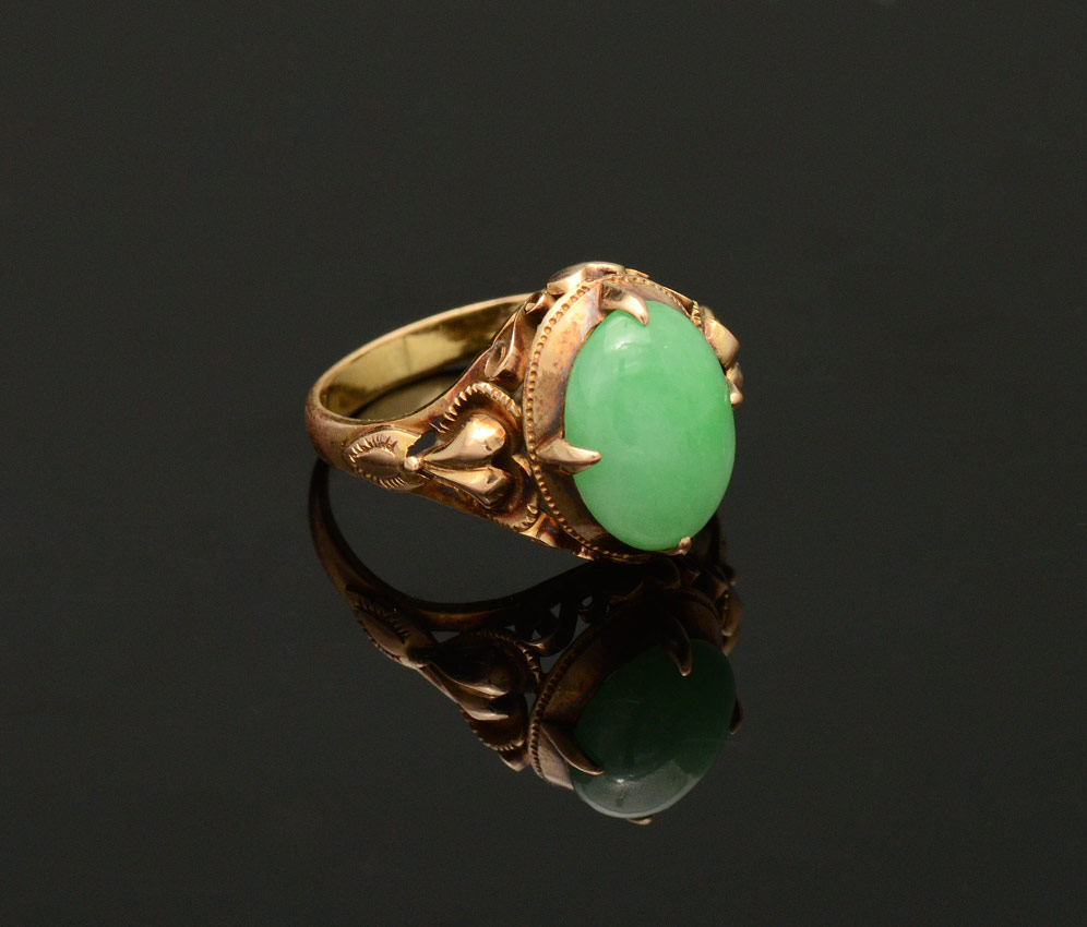 Appraisal: K ARTS CRAFTS JADEITE JADE RING K yellow gold Arts