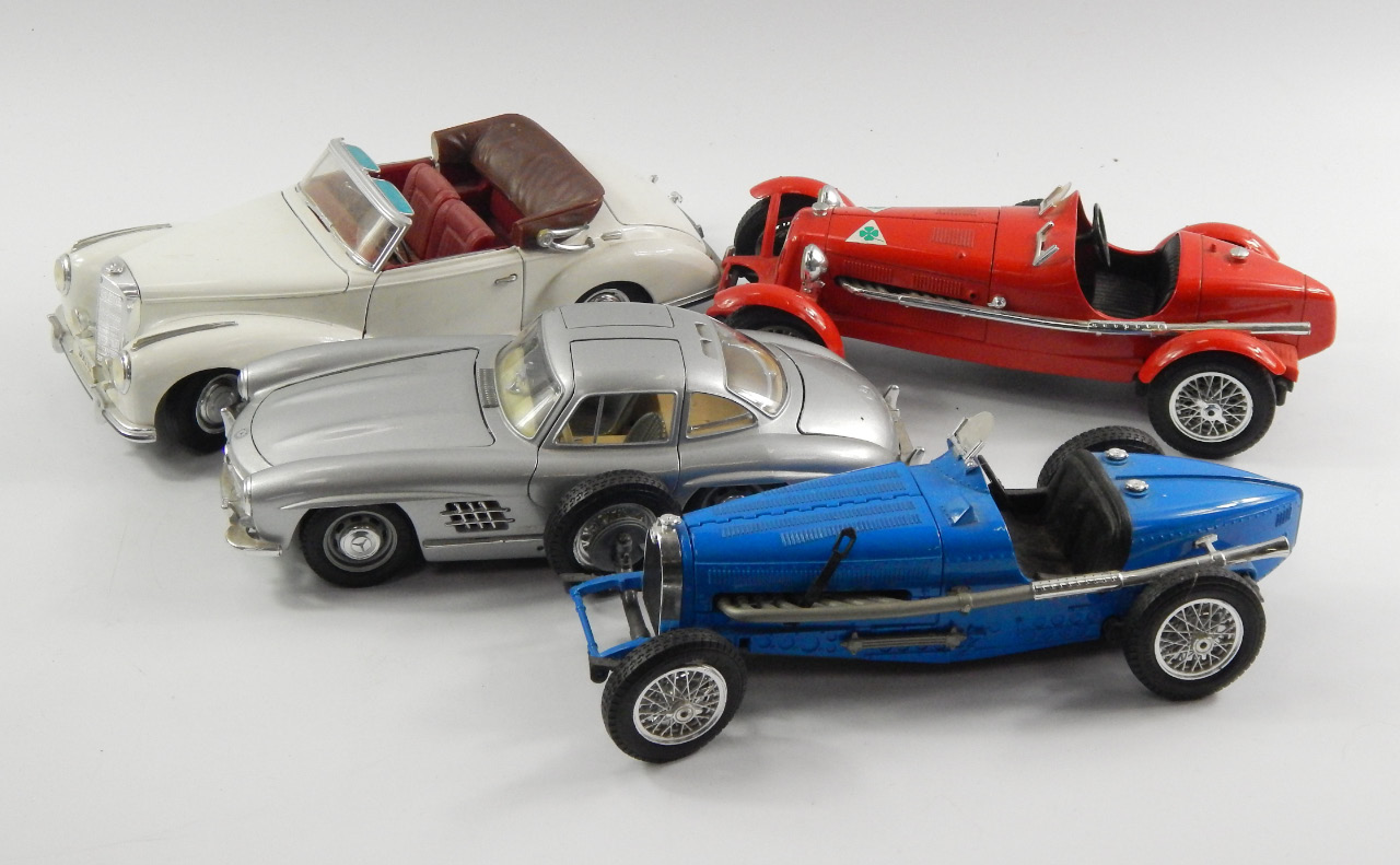 Appraisal: Burago models of a Bugatti Alfa Romeo and Mercedes SL