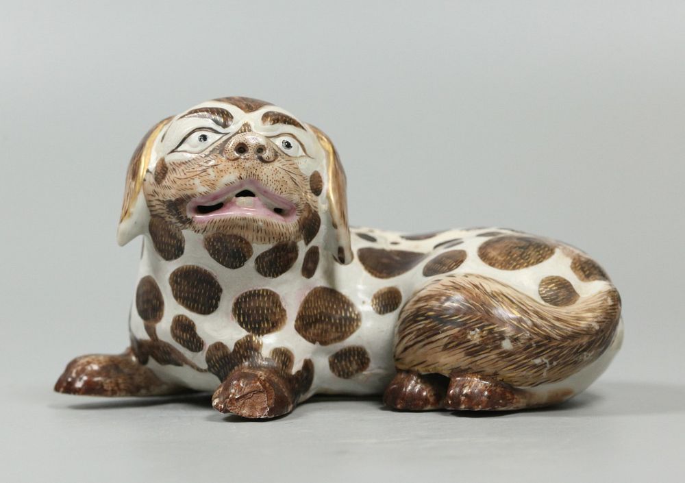 Appraisal: Chinese export porcelain dog possibly th c in L Notice