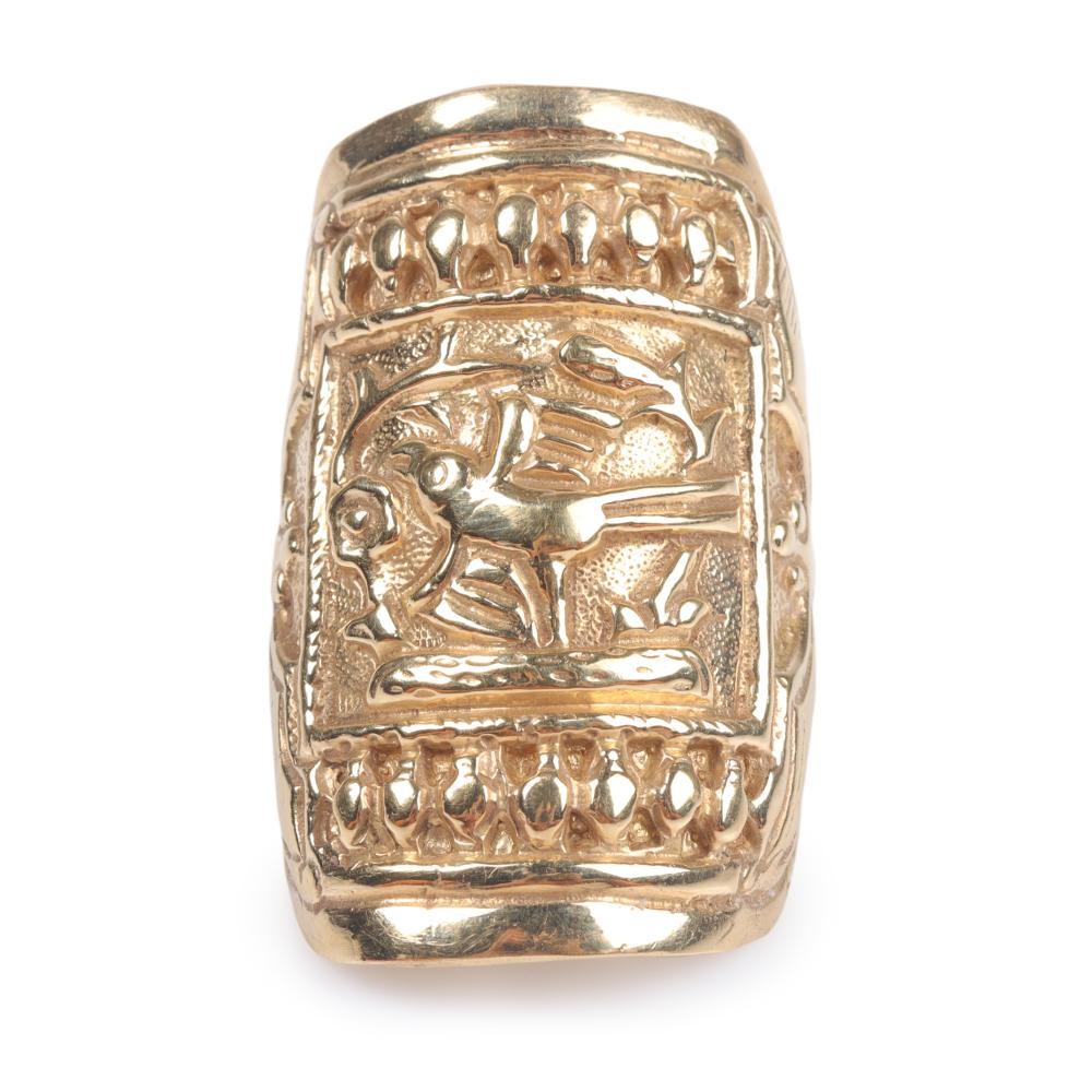 Appraisal: Yellow Gold K YG Egyptian Revival heiroglyph statement ring dwt