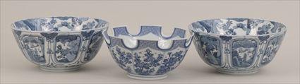 Appraisal: Mottahedeh Chinese Export-Style Blue and White Porcelain Monteith Together with