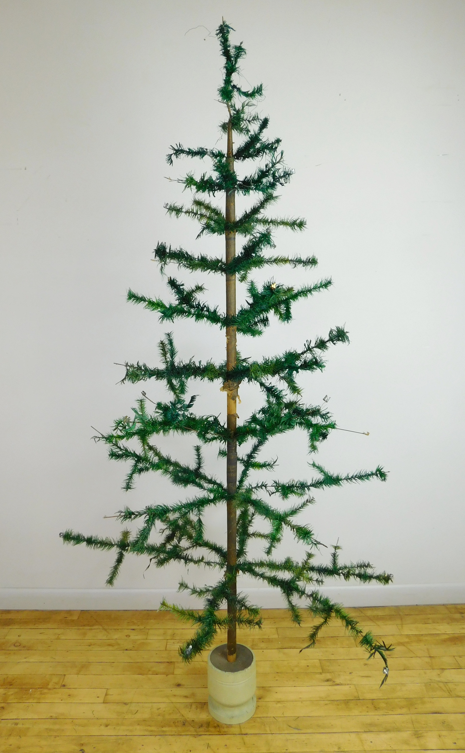 Appraisal: Vintage German Christmas feather tree set in wood base ''h