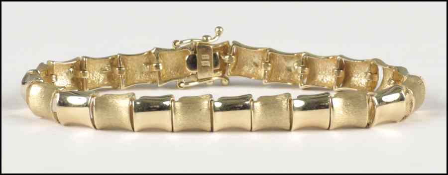 Appraisal: KARAT YELLOW GOLD BRACELET grams Condition No Specific Condition Recorded