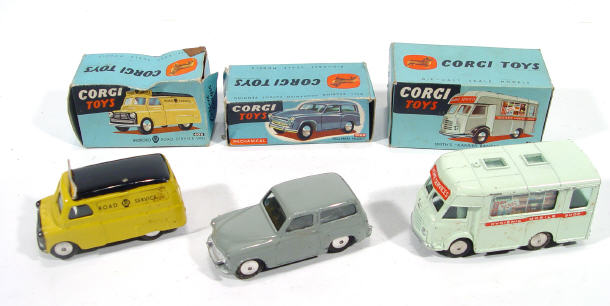 Appraisal: Three boxed Corgi Toys vehicles - Hillman Husky M Bedford