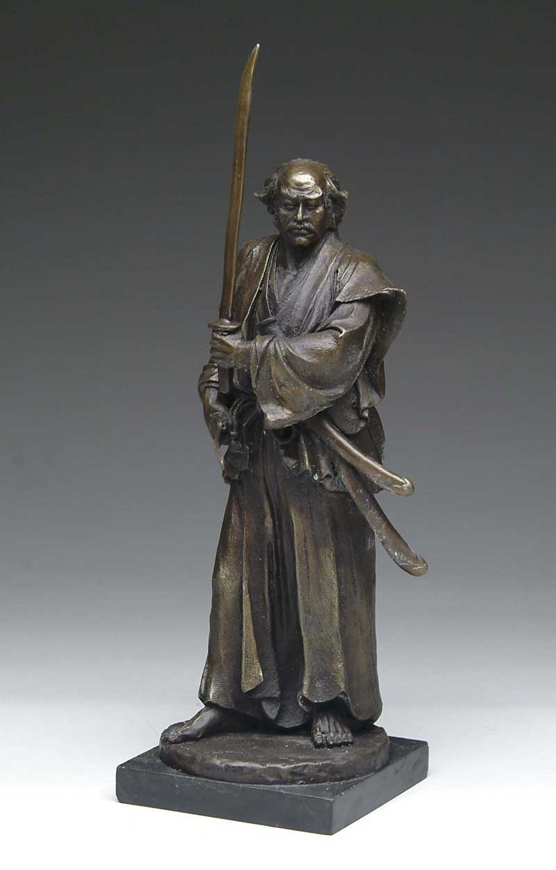 Appraisal: BRONZE FIGURE OF A SAMURAI WARRIOR The standing barefoot warrior