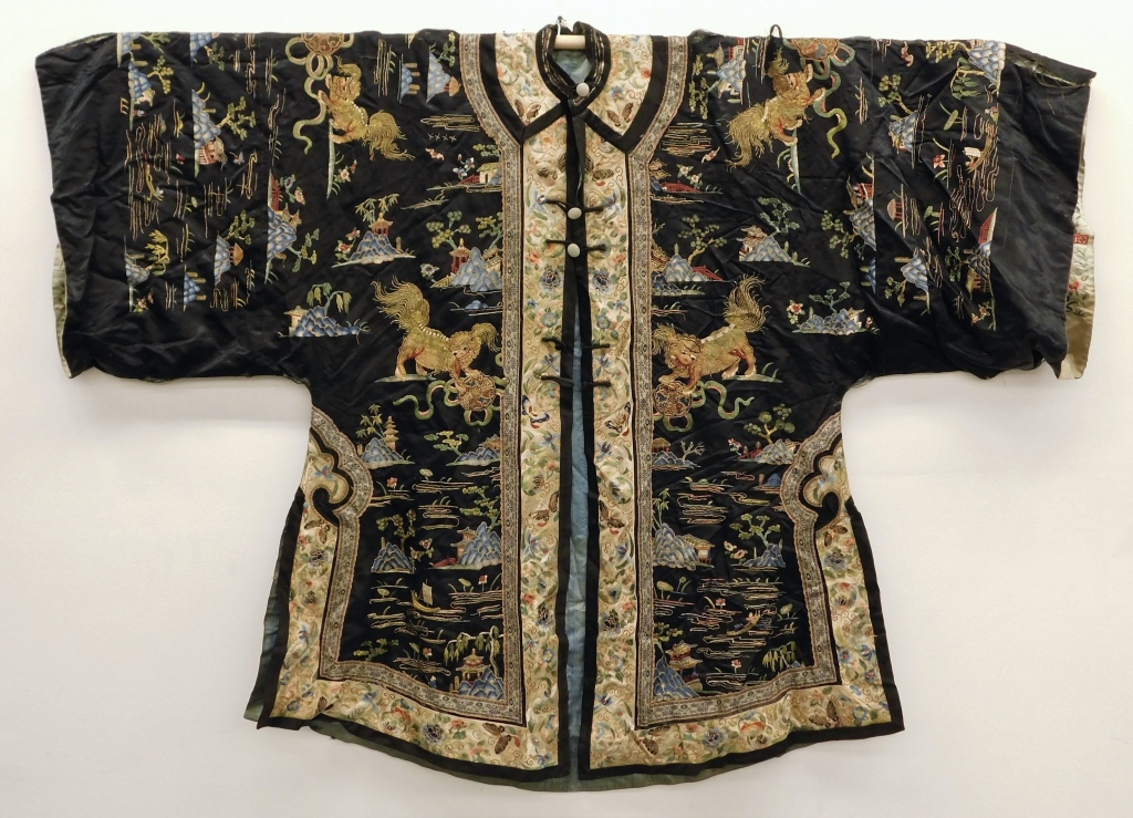 Appraisal: CHINESE QING DYNASTY SILK EMBROIDERED ROBE China Qing DynastyOrnately decorated