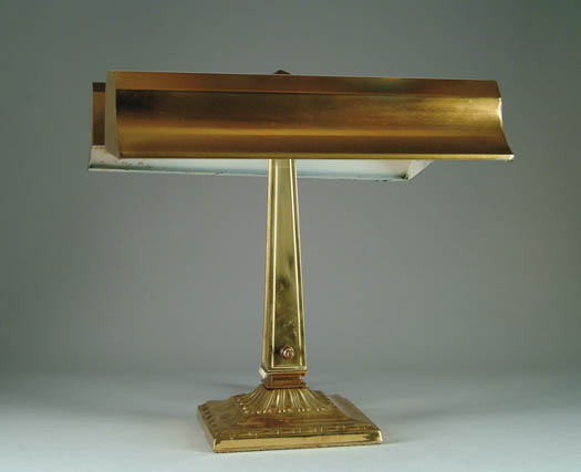 Appraisal: BRASS DOUBLE PARTNER S DESK LAMP Square base with central