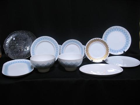 Appraisal: MODERN ROSENTHAL PORCELAIN DINNER SERVICE Comprising dinner plates bread and