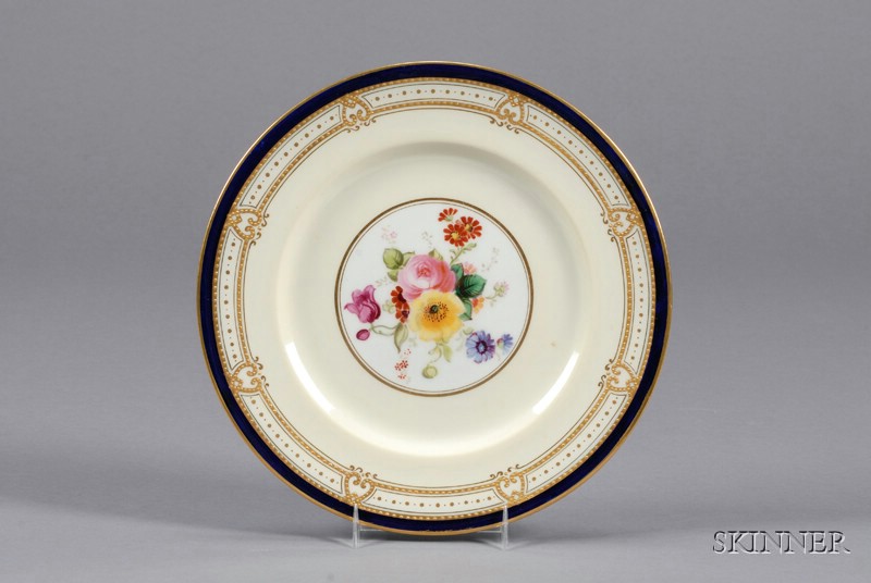 Appraisal: Twelve George Jones Bone China Service Plates England th century