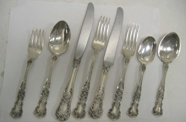 Appraisal: GORHAM STERLING SILVER FLATWARE SET Buttercup pattern comprising six dinner