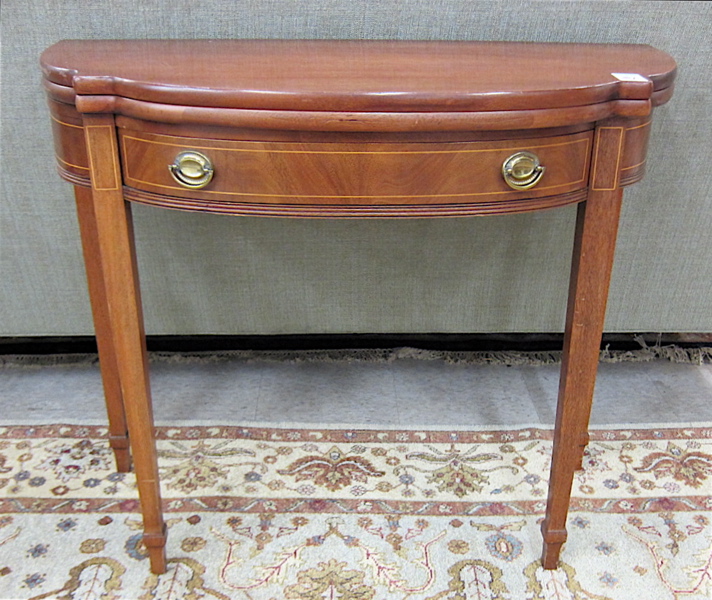 Appraisal: FEDERAL STYLE MAHOGANY GAME TABLE American mid- th century having