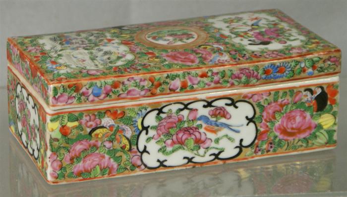 Appraisal: Famille Rose Chinese porcelain brush box with divided interior th