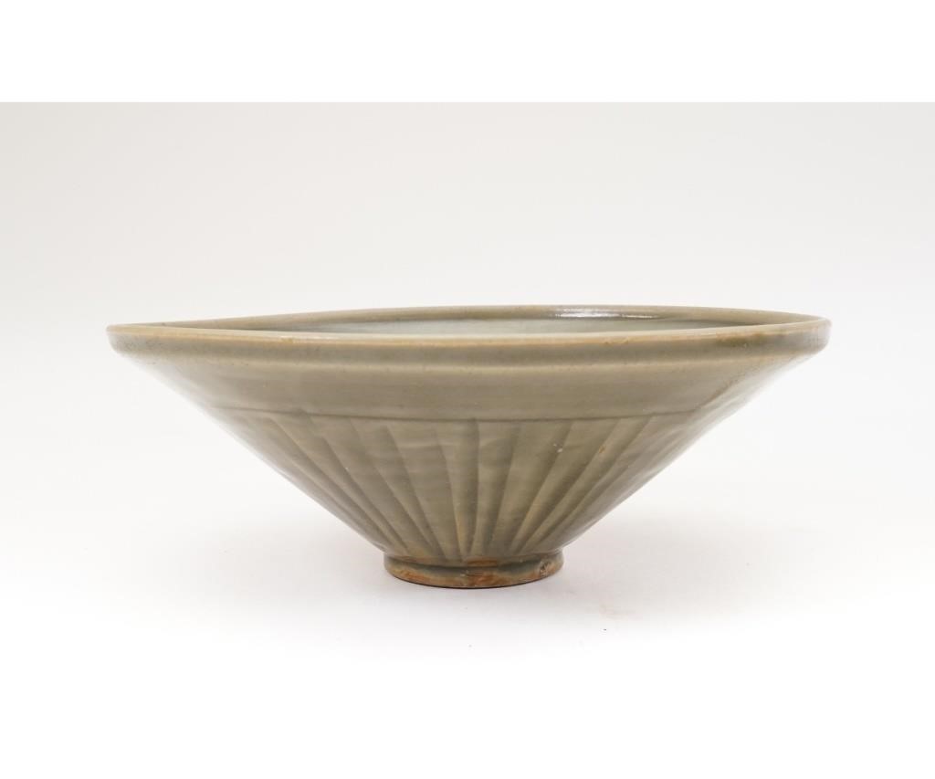 Appraisal: Chinese Yaozhou celadon bowl with molded leaf and grape decoration