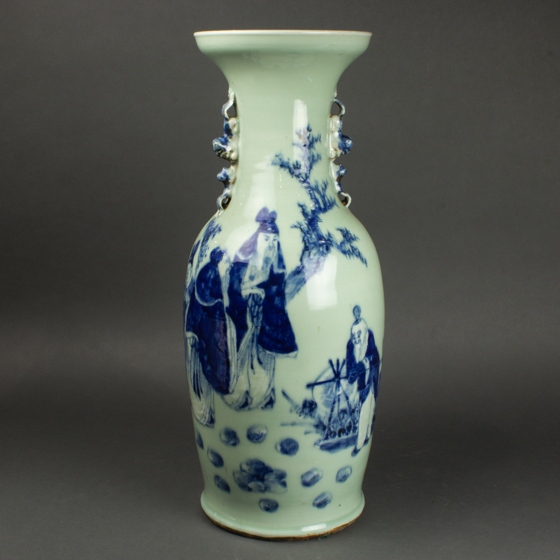 Appraisal: CHINESE BLUE AND WHITE VASE Chinese blue and white vase